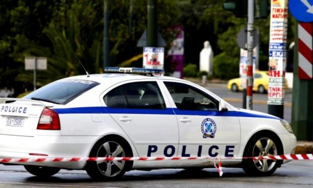 ΣΥΡΙΖΑ: Εμπρηστικός μηχανισμός έξω από τα γραφεία τοπικής οργάνωσης στα Πατήσια